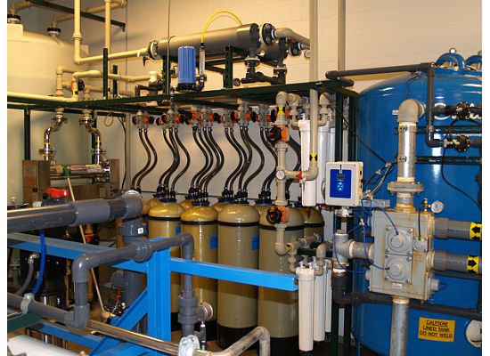 Distilled or Deionized Water? - Krohn Industries, Inc.